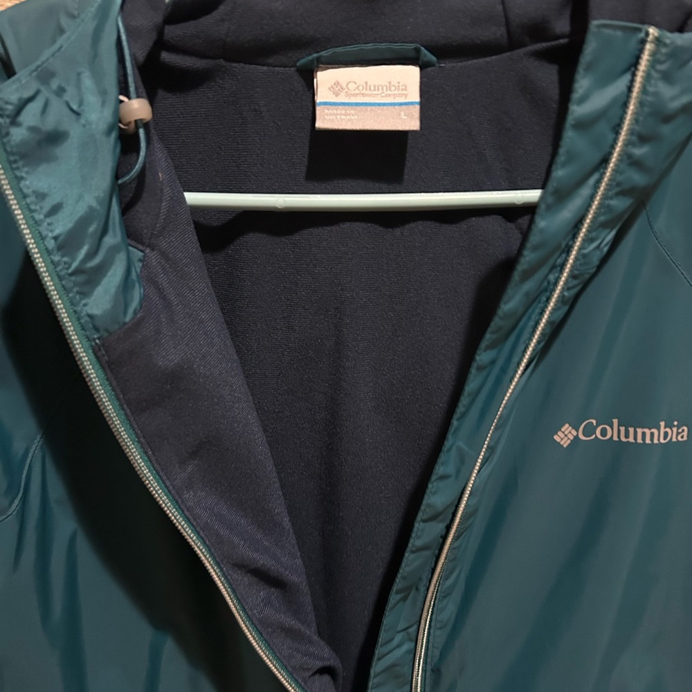 Columbia Teal Jacket with Navy Lining and Hood - Picture 3 of 5